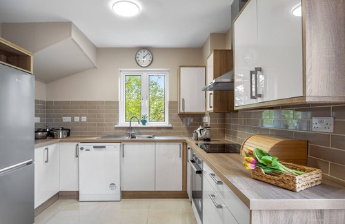 Clifden Chalet De Esquí | E1 Station House - Newly refurbished Townhouse in Clifden