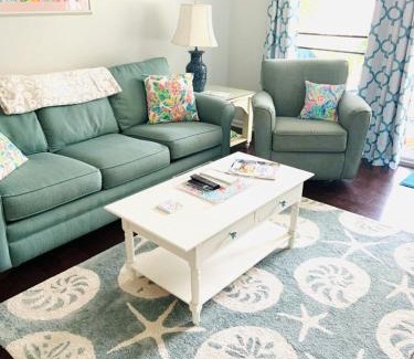 Demere Park Casa | E4 Ocean Walk two bedroom two bath sooo comfortable.