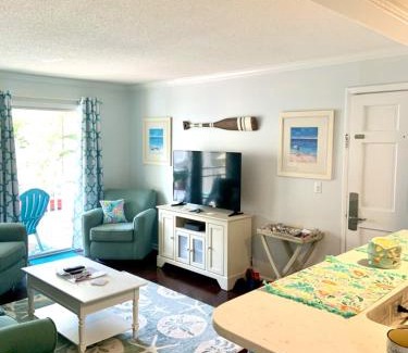 Demere Park Casa | E4 Ocean Walk two bedroom two bath sooo comfortable.