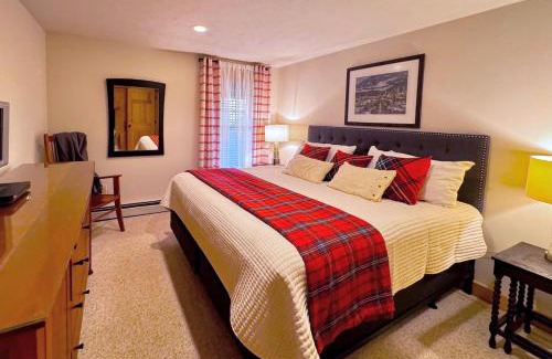 Bretton Woods Casa | E5 Beautiful Bretton Woods slopeside home amazing views of Mount Washington Hot Tub AC