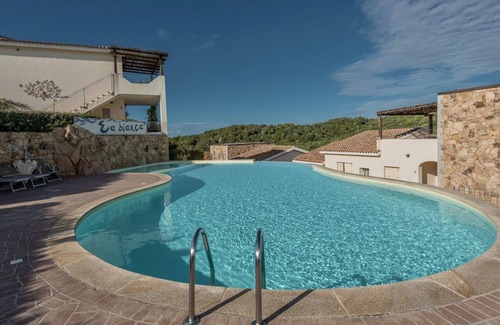 Baja Sardinia Casa | EA BIANCA Residence
