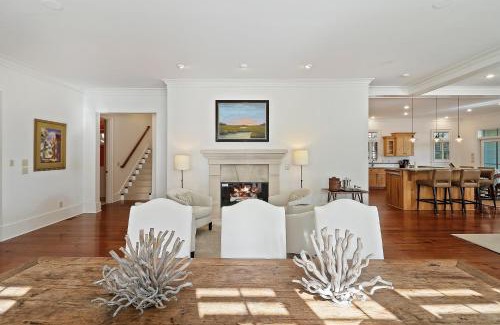 West Beach Casa | EA1A: 1A Eugenia Avenue
