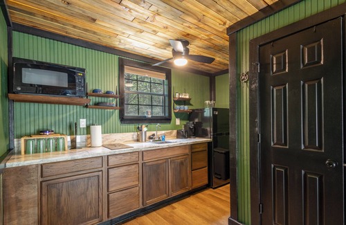 Mineola Cabina | Eagle 2 - Right Side Cabin and NO NEIGHBOR