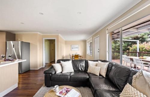 Eagle Bay Casa | Eagle Bay Beach House - 300m to the beach!