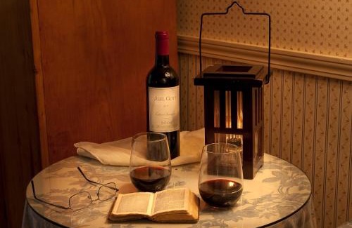 Ephraim Hotel | Eagle Harbor Inn