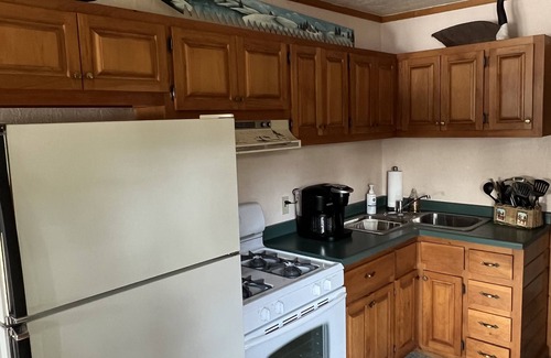 Winter Cabina | EAGLE LODGE - Cozy Cabin Overlooking the Beautiful E. Fork of the Chippewa River