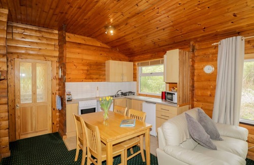 Marybank Cabaña | Eagle Lodge, STRATHPEFFER
