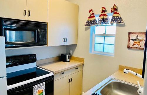Ahwahnee Casa | Eagle Nest River Views Hot Tub Games Sleeps 6