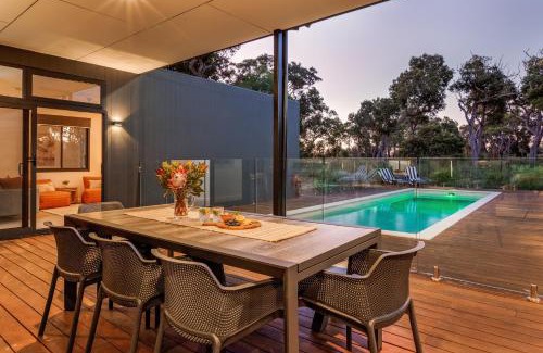 Eagle Bay Casa | Eagle Rise