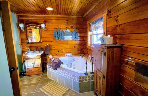 Sybertsville Cabina | Eagle Rock Cabin - 2 Blocks to the Lake ***Must be Eagle Rock property owner***