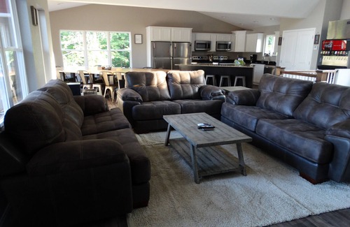 Speedwell Casa | Eagle's Cove - NUEVO 9 Br, 11 Ba w 2 Level Dock y Gentle Slope Lot w SIN ESCALERAS