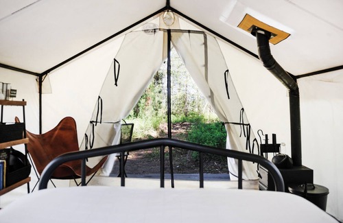 Donnelly Alquiler De RV | Eagle’s Landing: Canvas Tent Glamping 🦅🏔