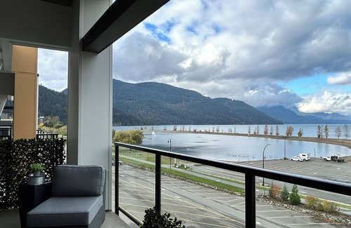 Harrison Hot Springs Condominio | Eagle's Nest - Penthouse Condo w/ spectacular Harrison Lake & Mountain Views