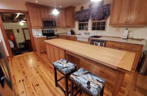 Sunset Casa | Eagle's Nest by Table Rock. Perfect for Hickers, Cyclers, and Swimmers.