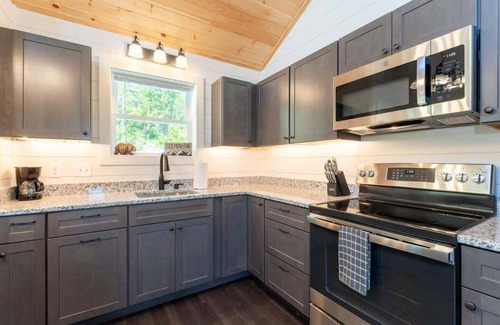 Sullivan Casa | Eagle's Nest Cabin! S