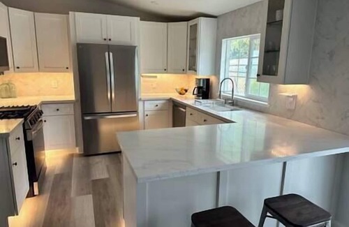 Bradley Casa | Eagle's Nest is a 40-acre Lake Nacimiento Modern Living, Eagle's Nest, an exclusive, hidden gem idea