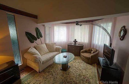 Anahim Lake Cabina | Eagle's Nest Resort