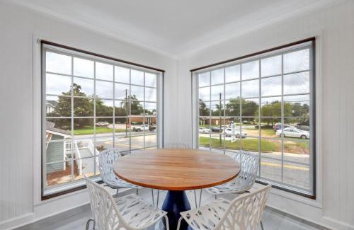 Statesboro Apartamento | Eagle's Nest - Upscale Loft Downtown Close to GSU