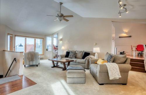 Lakeside Casa | Eagle View Escape - Private Lakefront Estate