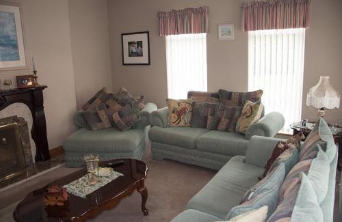 Moone Casa | Eagle View Holiday Home by Trident Holiday Homes