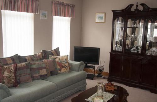 Moone Casa | Eagle View Holiday Home by Trident Holiday Homes
