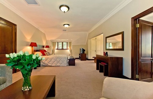 Botha's Hill Cama Y Desayuno | Eagle Wind Manor