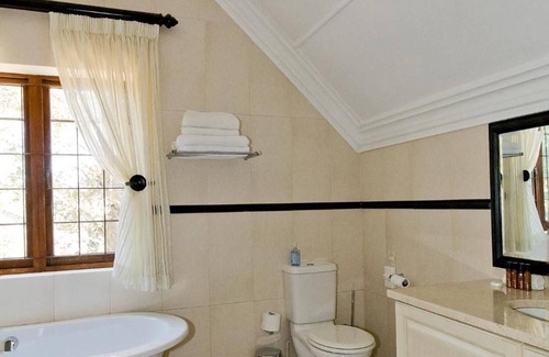 Botha's Hill Cama Y Desayuno | Eagle Wind Manor