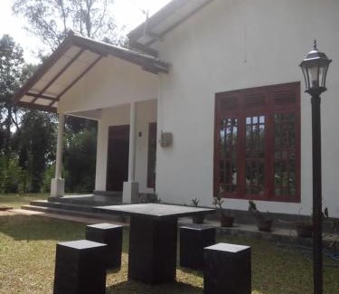 Imbulpe Hotel | Eagle Wings Holiday Resort