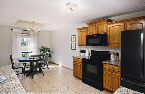 Ozark Casa | Eagle’s Landing: a cozy beauty in heart of SW MO