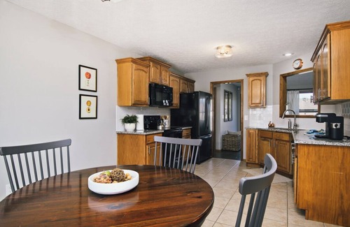 Ozark Casa | Eagle’s Landing: a cozy beauty in heart of SW MO