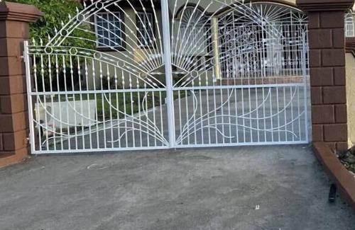 Albion Apartamento | Eagles Nest Villa Studio - AC TV WIFI LuxcAlbion St Thomas Jamaica Luxury VRBO