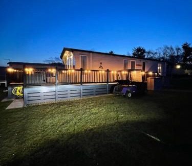 Swarland Apartamento | Eagles View - 2 bed hot tub lodge with free golf, NO BUGGY