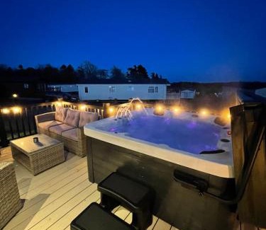 Swarland Apartamento | Eagles View - 2 bed hot tub lodge with free golf, NO BUGGY