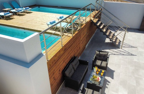 Kremasti Apartamento | Eanos Stonescape - Private Swimming Pool