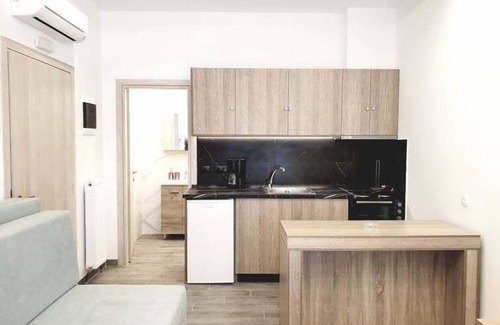 Perea Casa | Eantos Studios and Suites