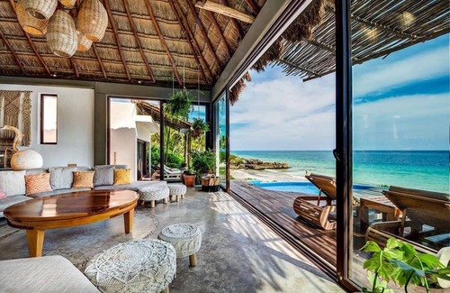 Playa Paraiso Villa | Beachfront Luxury Villa in Tulum beach
