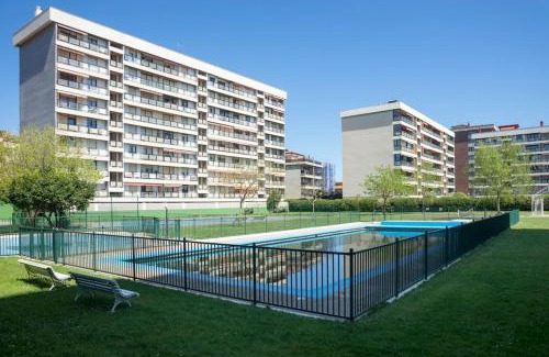 Zarautz Apartamento | EARRA - Eguzki - Garaje,1 min Playa, piscina