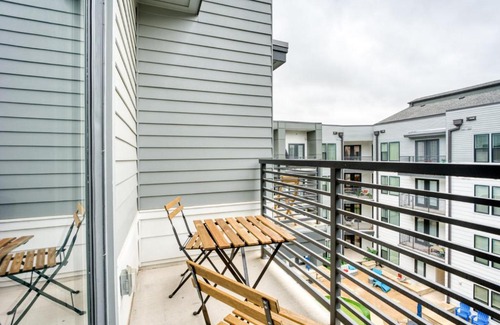Govalle Apartamento | East Austin 1br w pool gym wd nr airport ATX-132