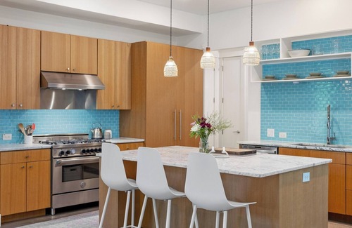 Blackshear-Prospect Hill Casa | East Austin + Private Pool - Eastside Palm Combo!