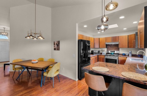 Larkspur Casa | East Bend Home w/ Deck + Trail Access