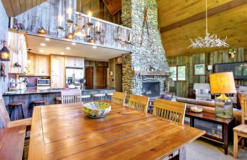 East Burke Casa | East Burke House - ¡2 minutos a pie de Kingdom Bike Trails!