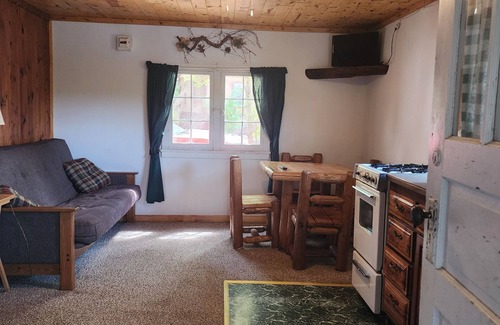 Nevis Complejo | East Crooked Lake Cabin 5