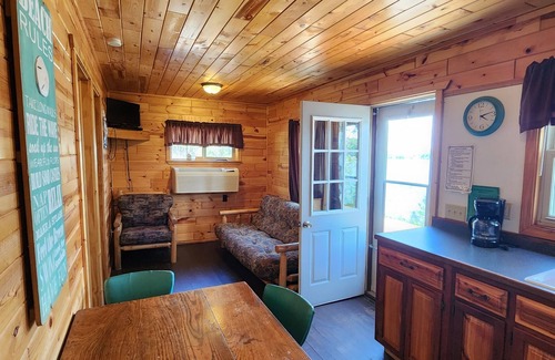Nevis Complejo | East Crooked Lake Front Cabin 2