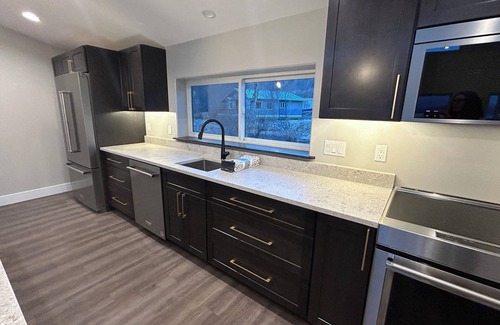 Homer Apartamento | East End Summit – Ocean & Mountain View Retreat in Homer, Alaska