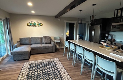 Homer Apartamento | East End Swell - NEW- DOWNSTAIRS Retreat with Ocean, Mountain & Glacier Views