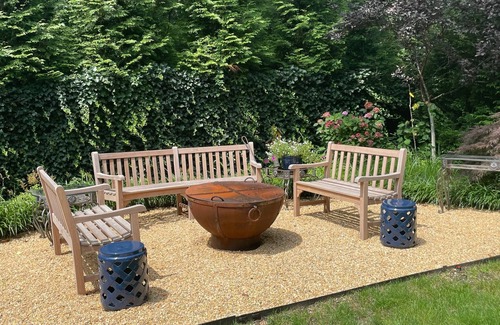 East Hampton North Cabaña | East Hampton Cottage Heart of Village 2beds and 1bath approx 1200sq ft