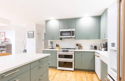 Springs Cabaña | East Hampton Gem with Pool & Hot Tub by Multiple Beaches