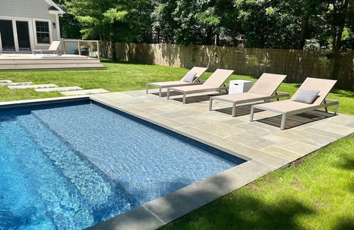 Clearwater Beach Casa | East Hampton - Private Clearwater Beach Association w/ beach, pool and hot tub!