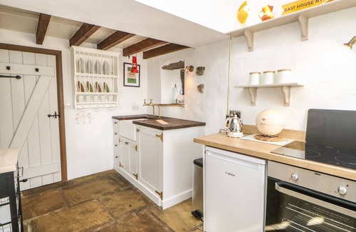 Hawes Cabaña | EAST HOUSE, family friendly, character holiday cottage in Hawes