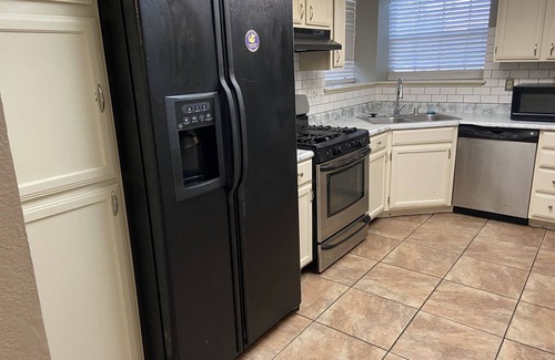 Las Vegas Casa | East Las Vegas, Hometown, 12 Minutes Away From The World Famous Las Vegas Strip